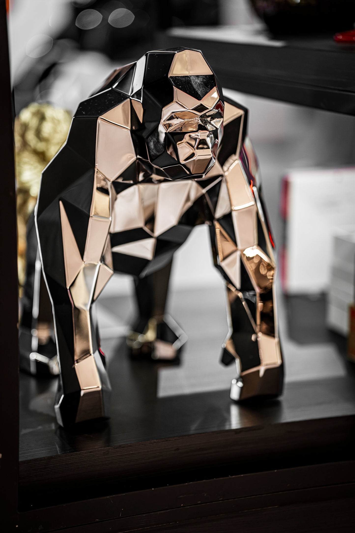 ANDREW K- Mirror Polished Gorilla 50cm