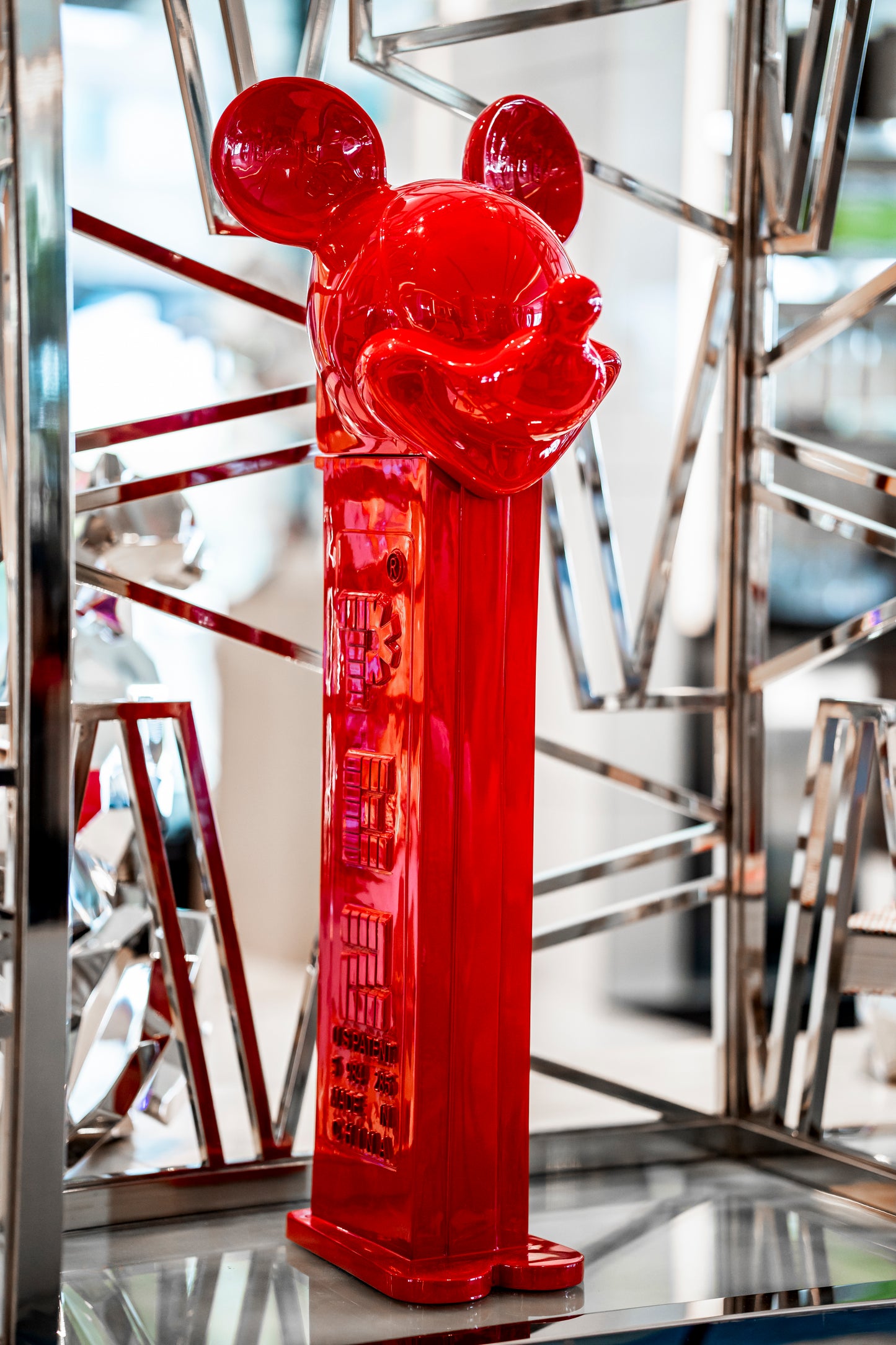 ANNICK C - Distributeur Pez Mickey Tribute