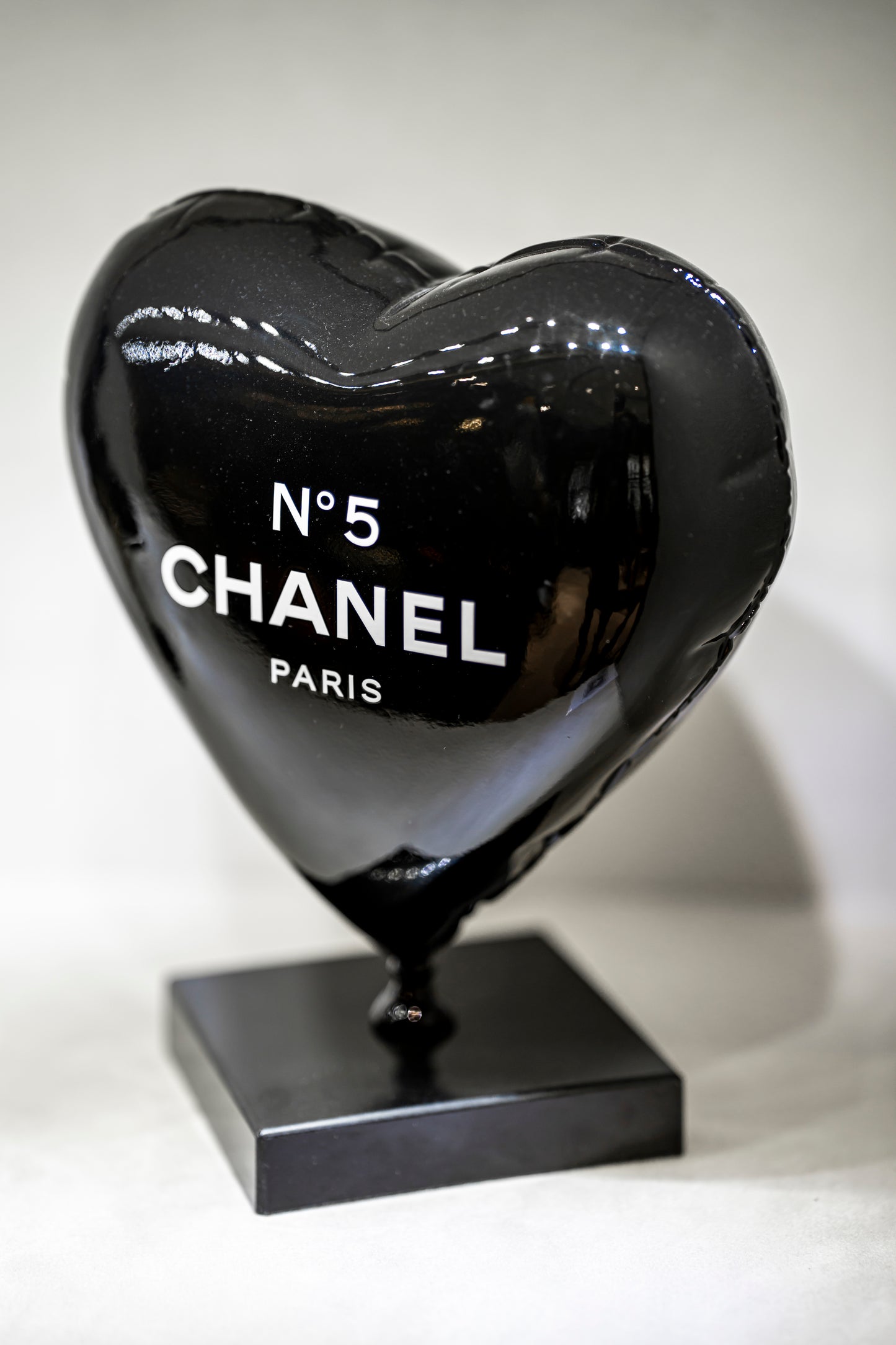 NAOR - 30cm Heart CH Tribute, Black