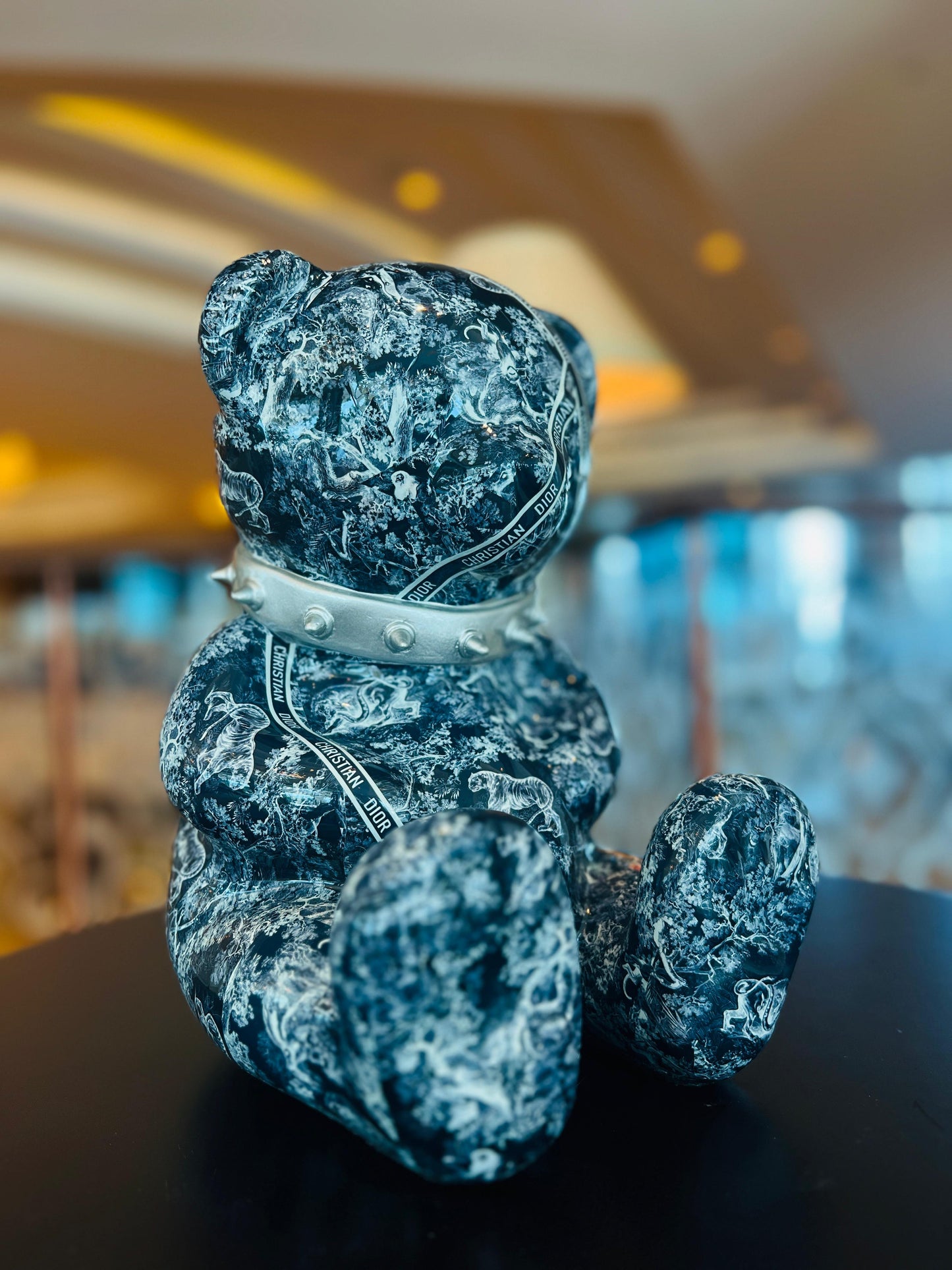 NAOR - 30cm CD Tribute, Black Hologram Bear