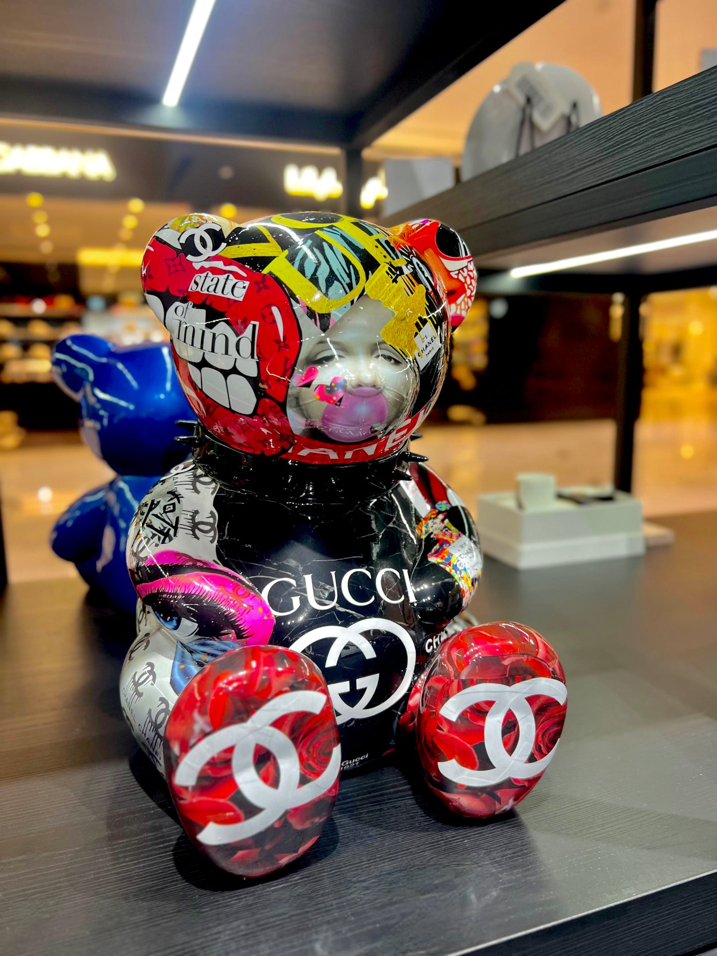 NAOR - 40cm Collage Ch Guc Tribute Bear