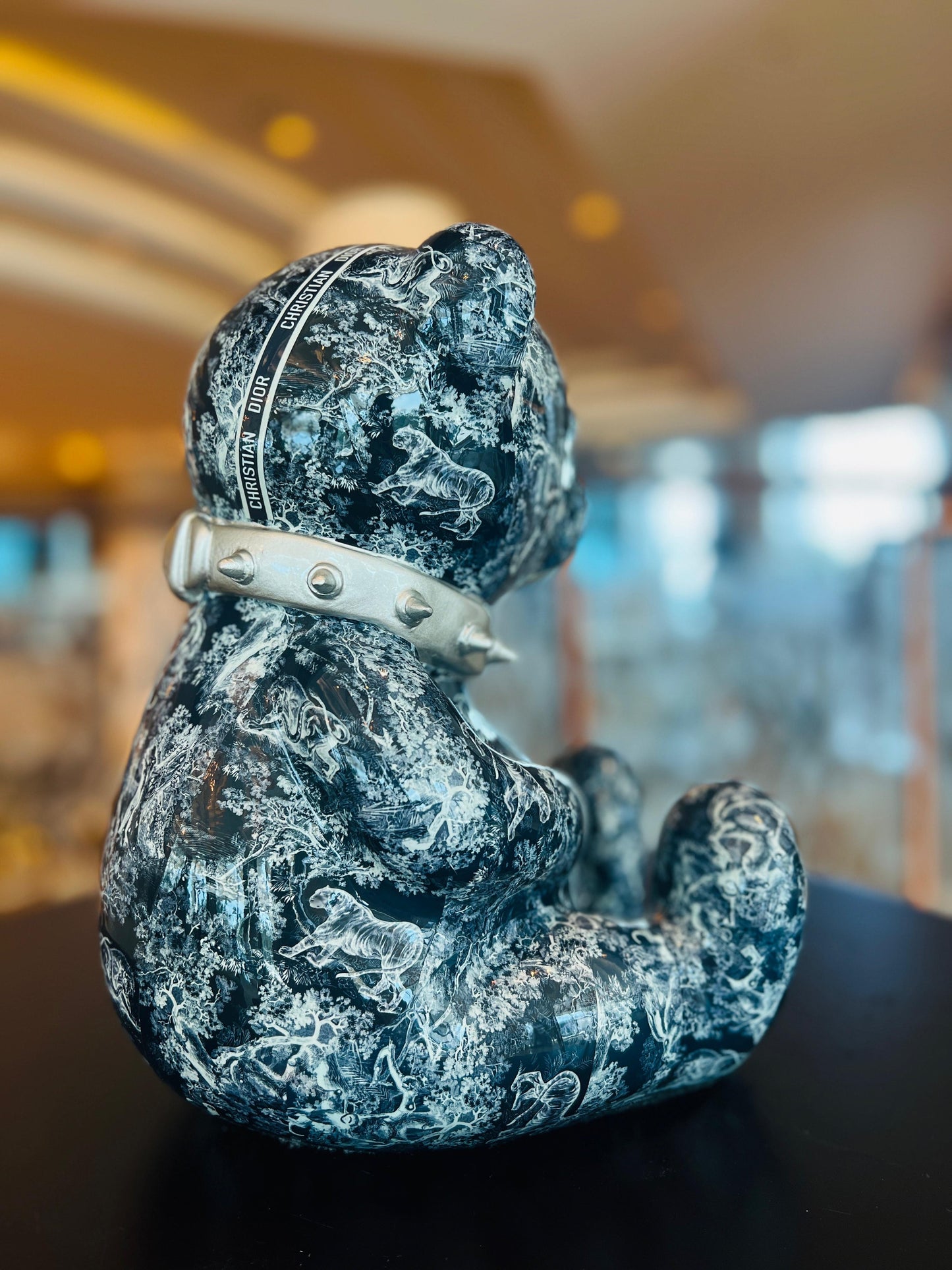 NAOR - 30cm CD Tribute, Black Hologram Bear