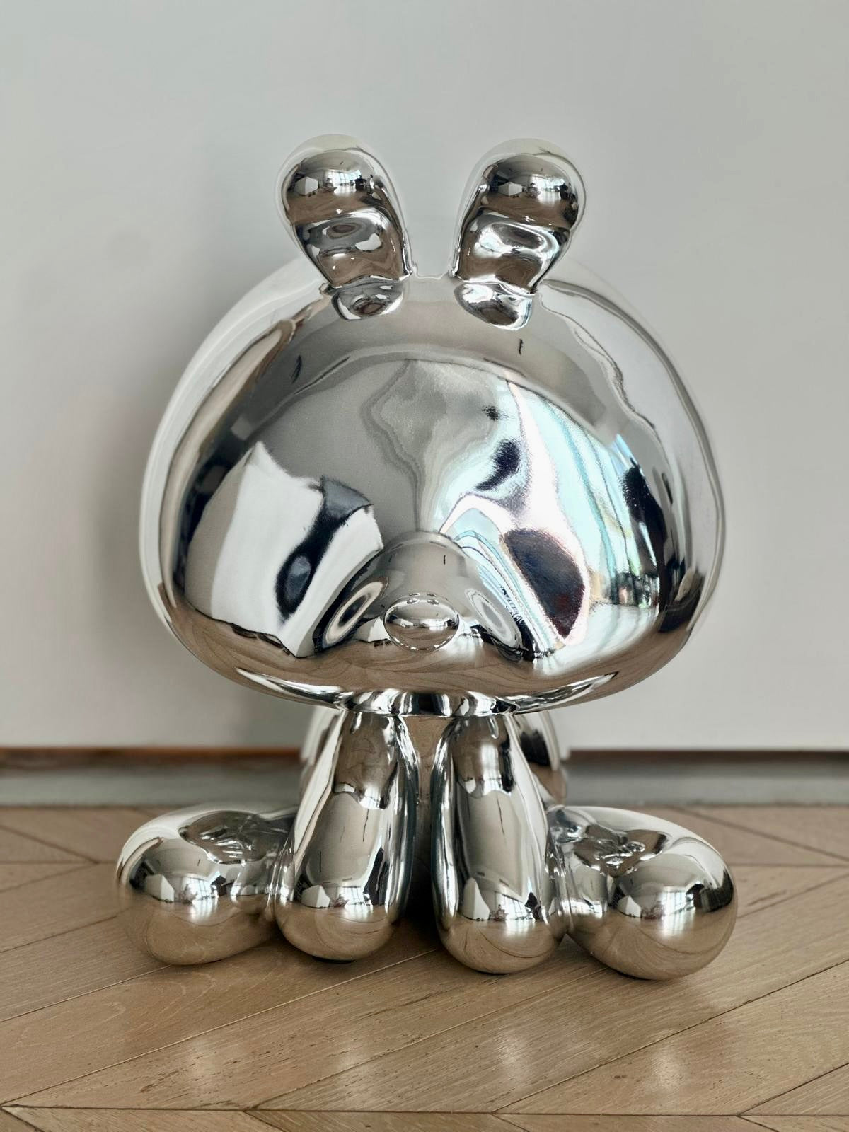JOYART - Sitting bear
