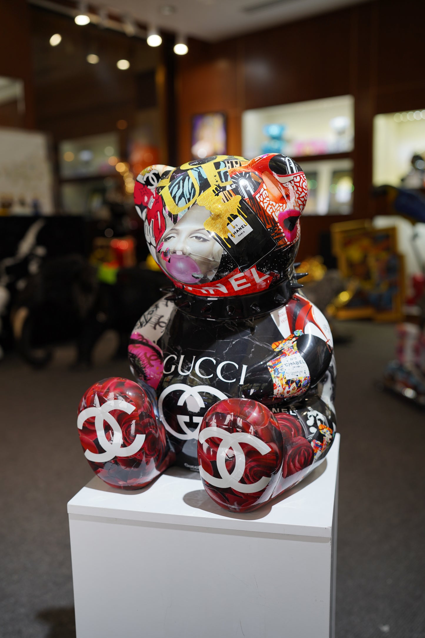 NAOR - 40cm Collage Ch Guc Tribute Bear