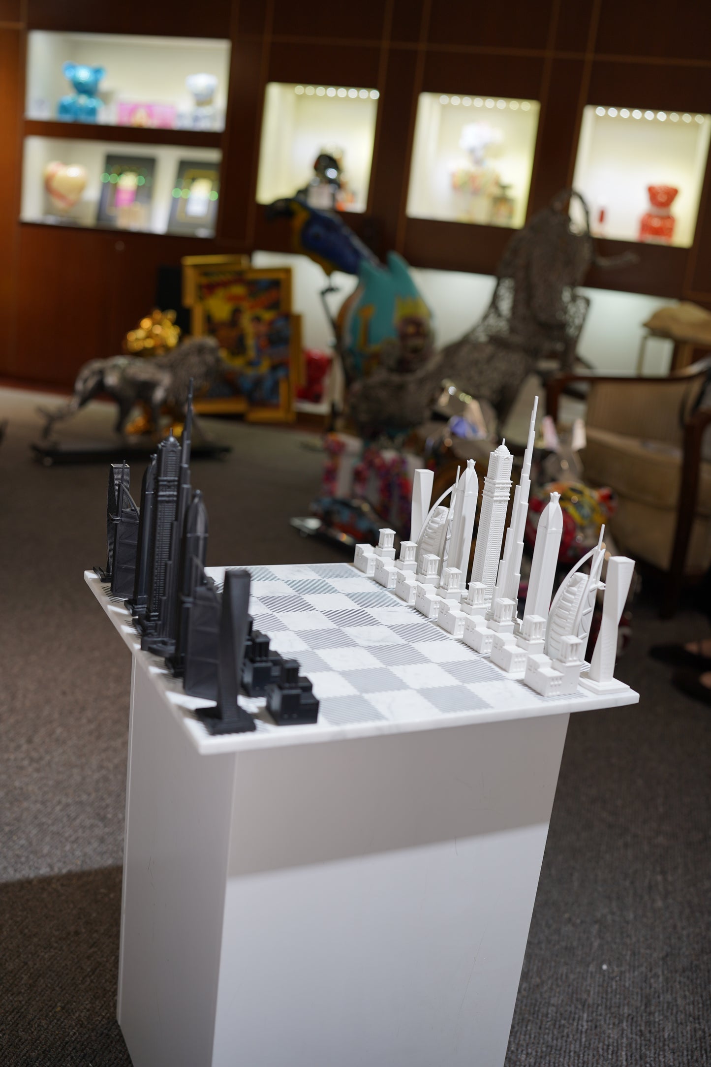 SKYLINE CITY CHESS - Acrylic Dubai Edition - Marble Board