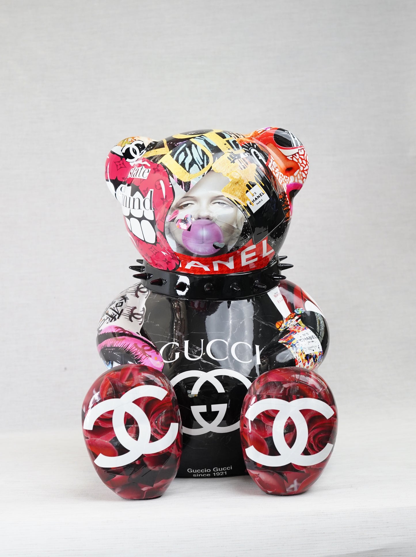NAOR - 40cm Collage Ch Guc Tribute Bear