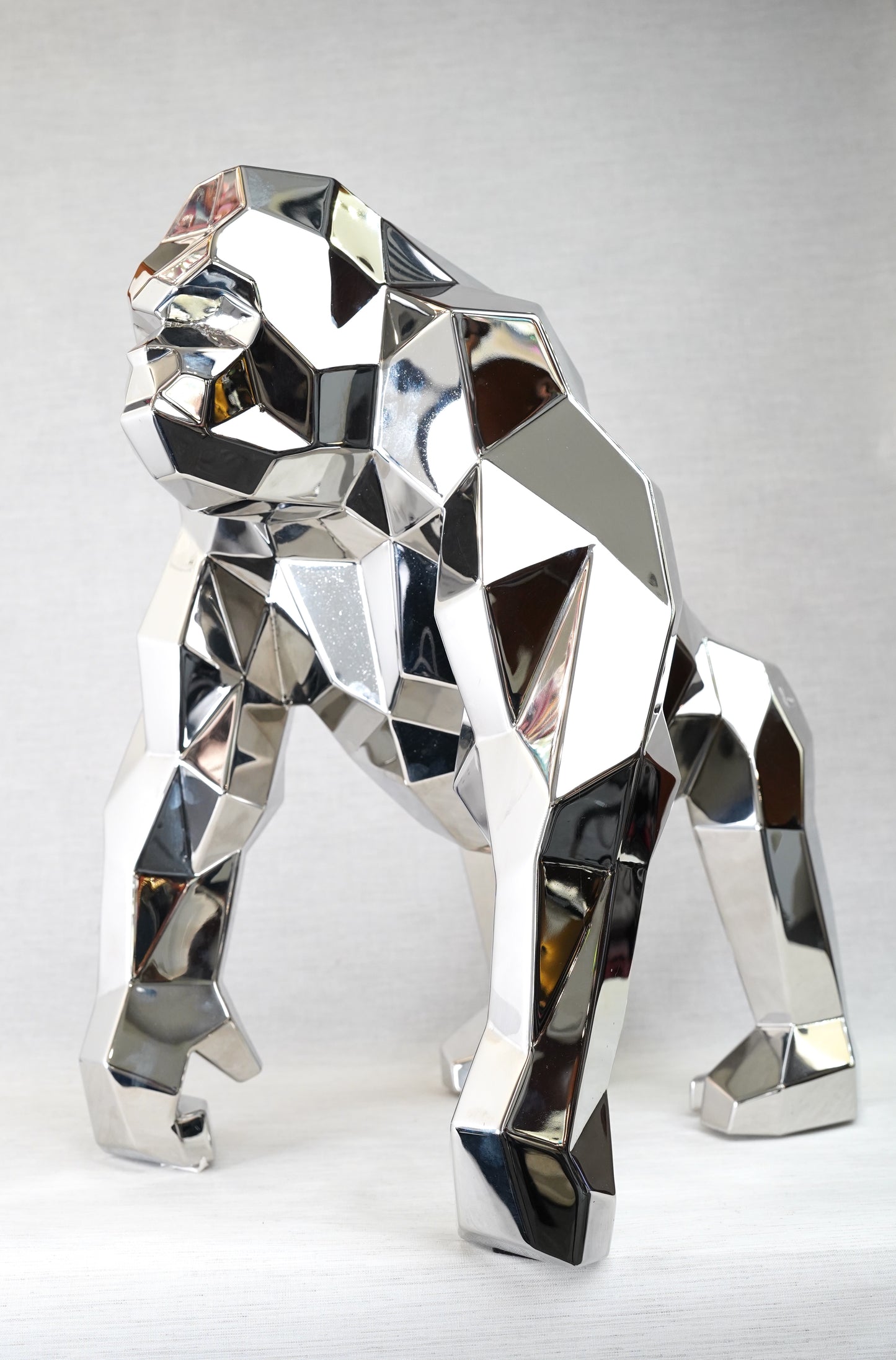 ANDREW K- Mirror Polished Gorilla 50cm