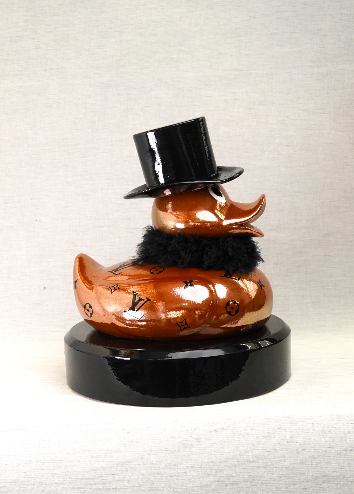 LORENZO - Brown Duck LV Tribute
