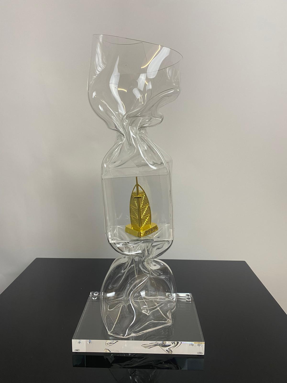 LAURENCE JENKELL - Small Burj Al Arab Candy