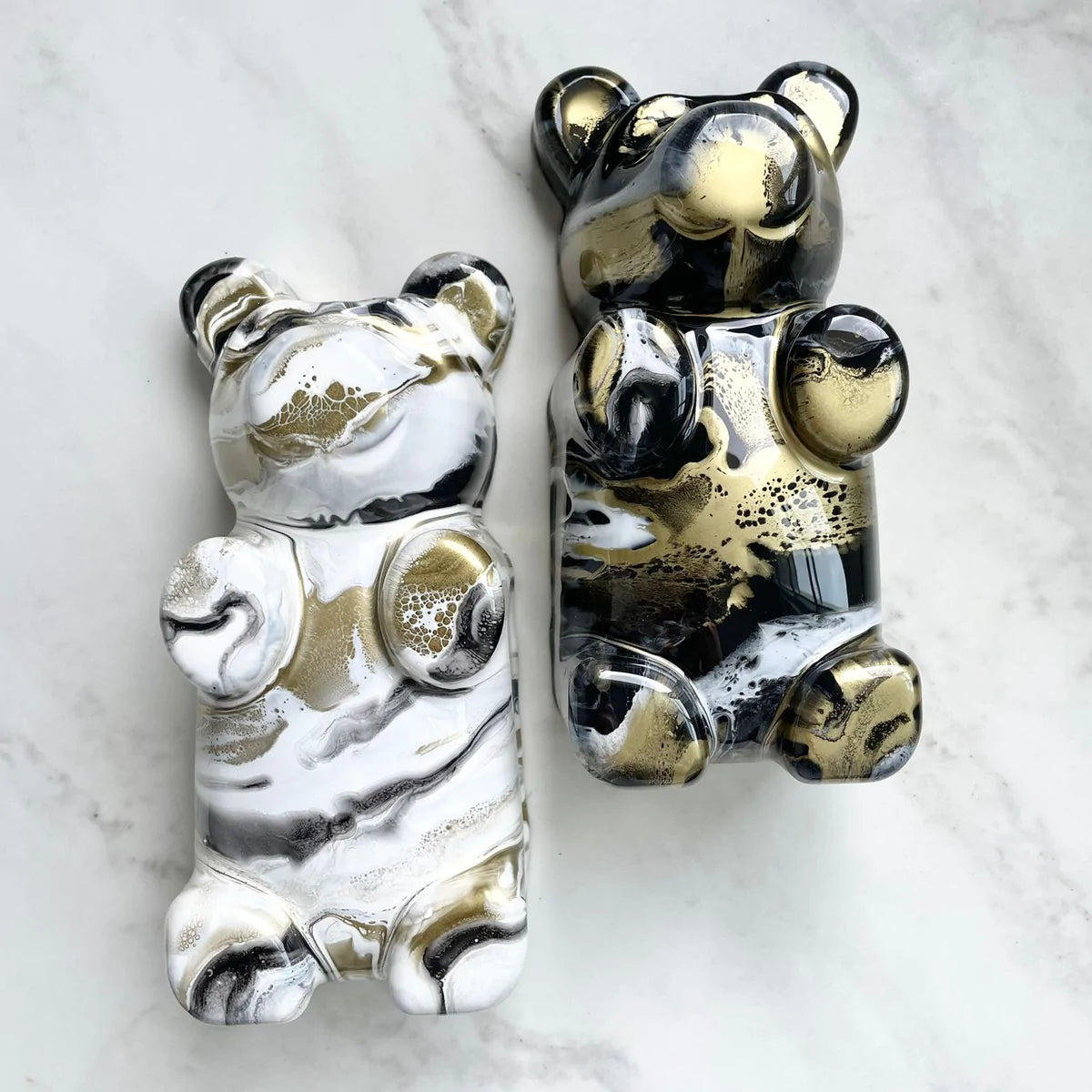 DANIELA - Black Marble Bear Design