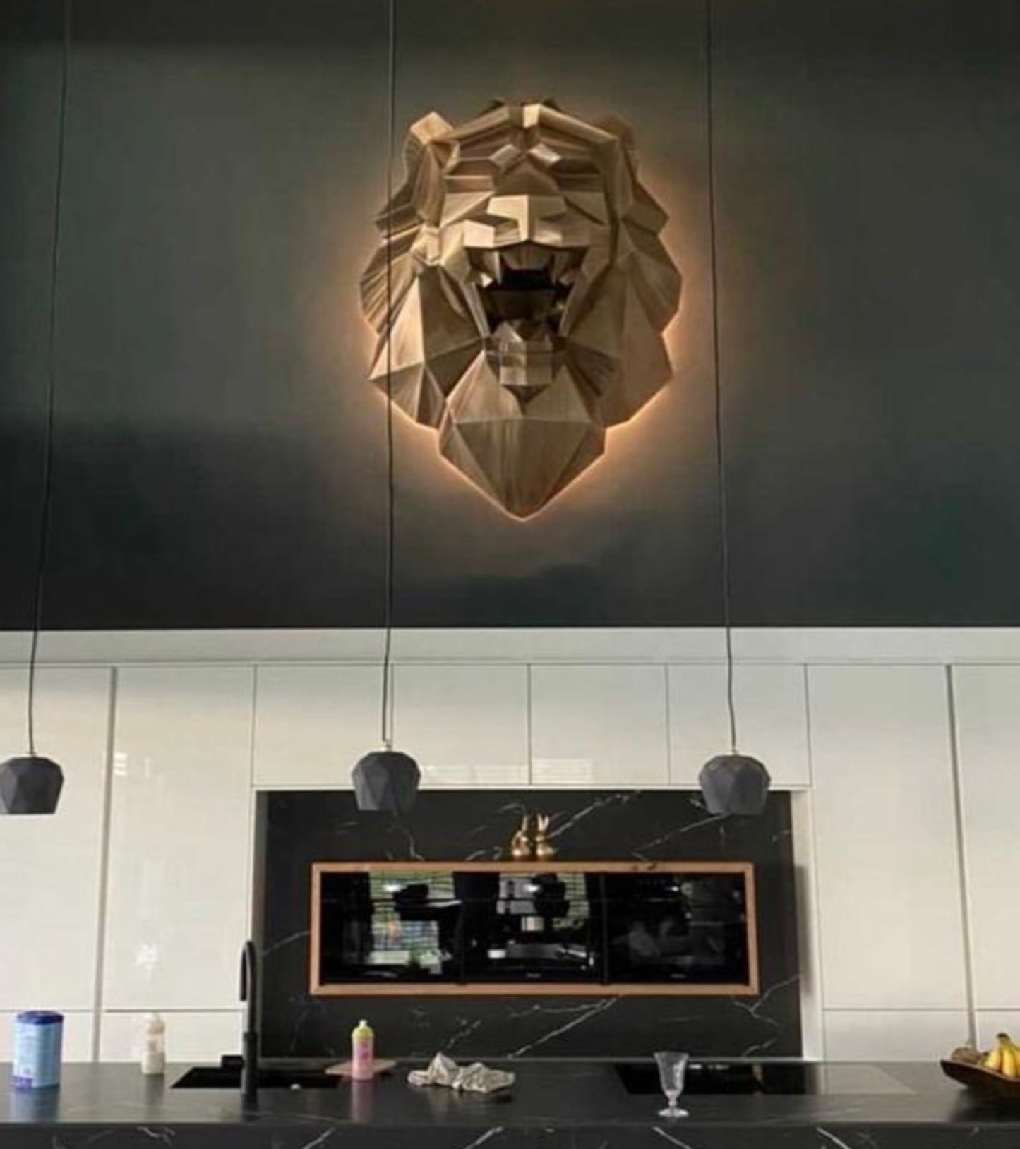 ANDREW K - Gold Lion Head 58cm