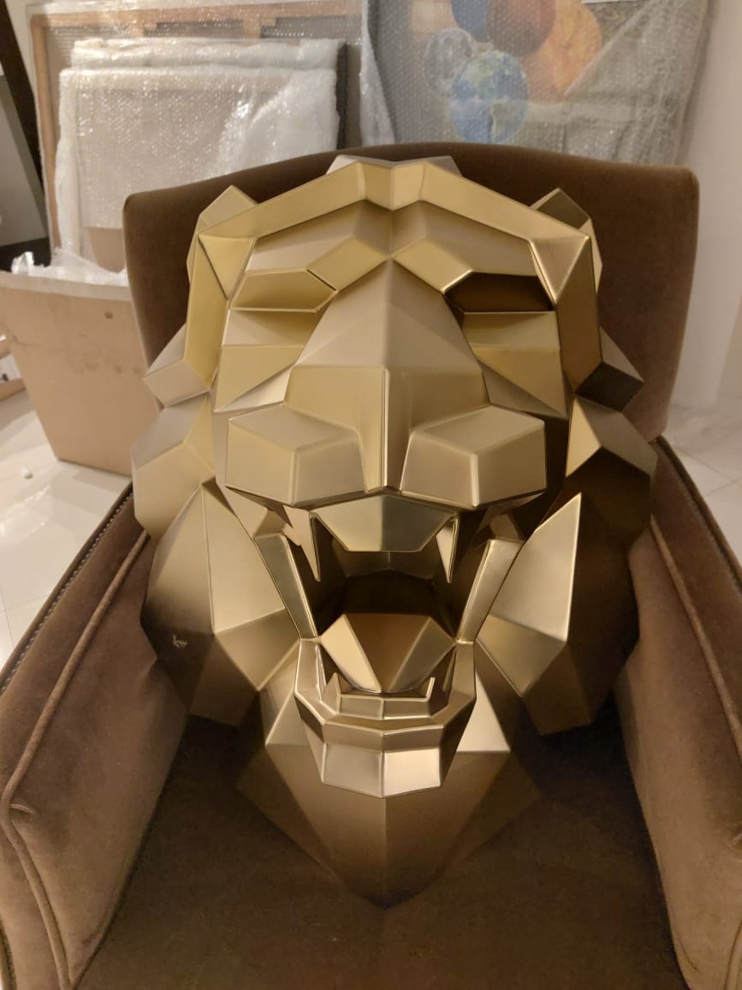 ANDREW K - Gold Lion Head 58cm