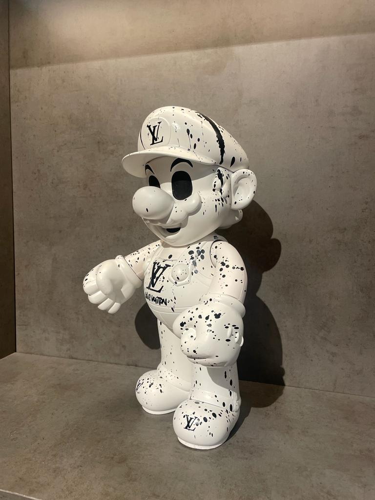MHS - Mario, white 2023