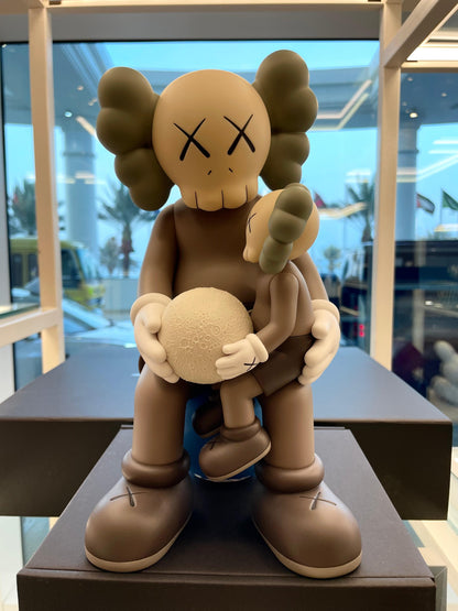 KAWS - Holiday Thailand