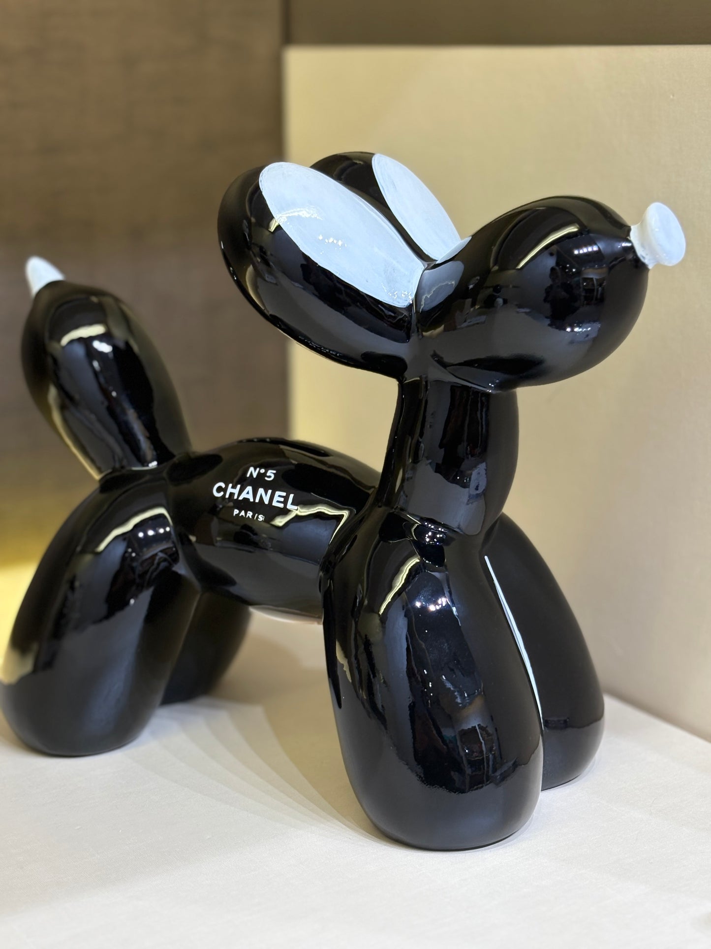 ARDOR - Big Balloon Dog, Ch Tribute