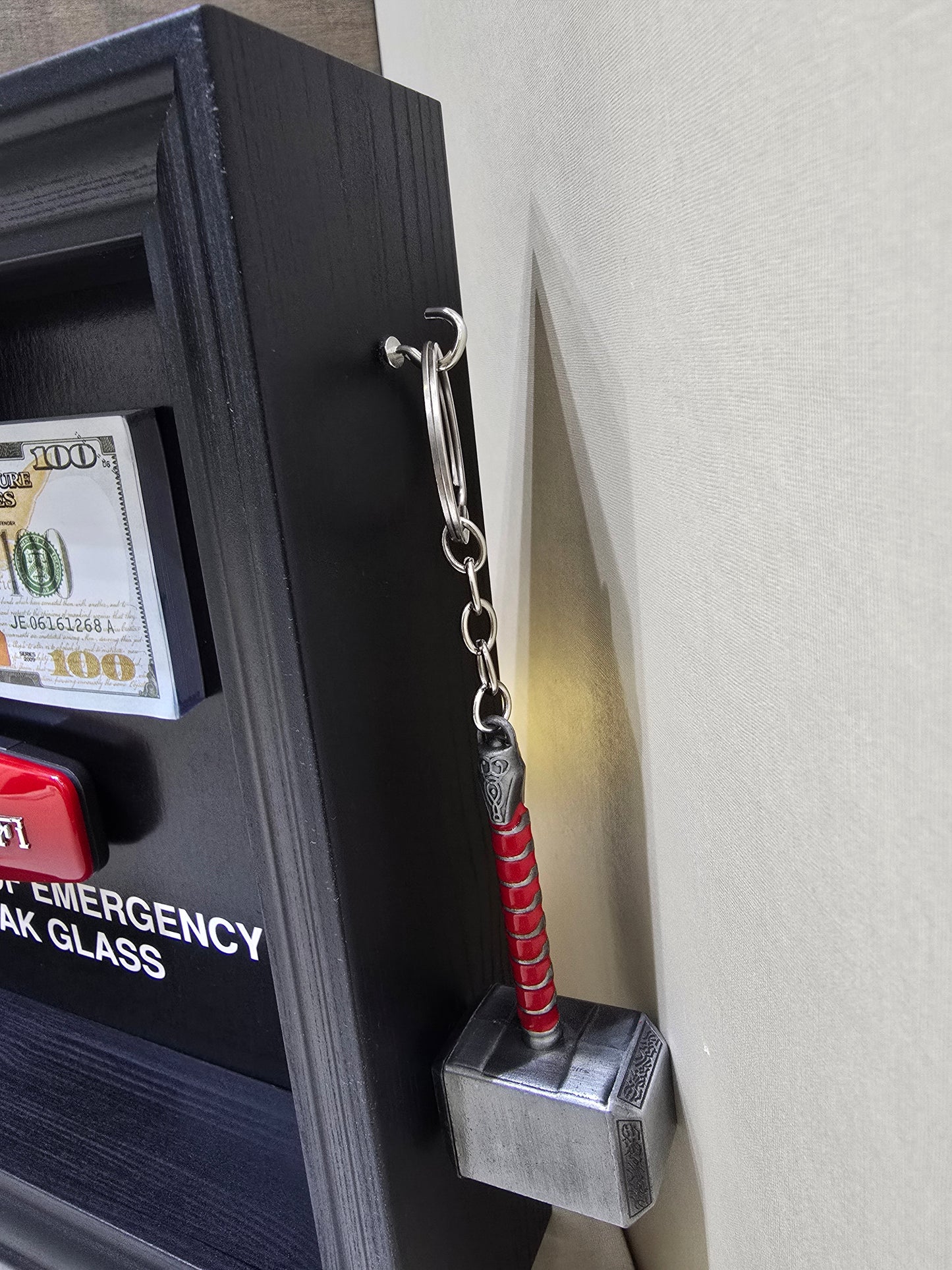 SASHIRY - In case of emergency, Ferrari & Dollars