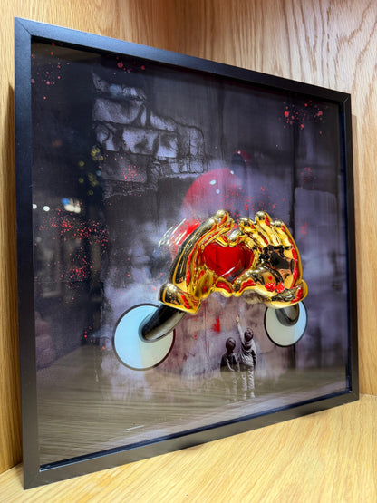 QUENZE - Mickey Loves Banksy Tribute