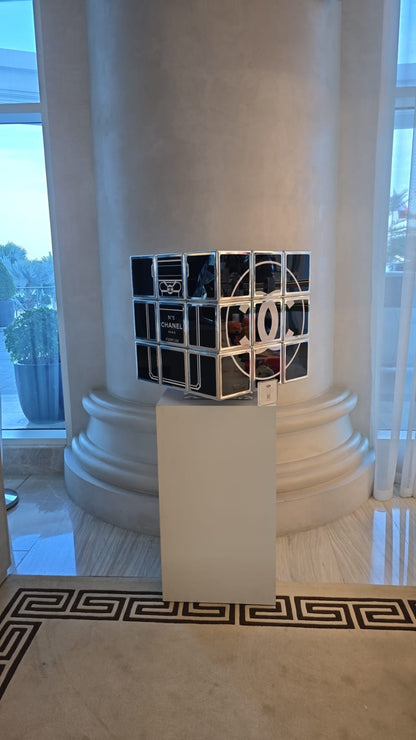 AURELIE ANGER - AArt's Cubes - Rubik Cube Tribute