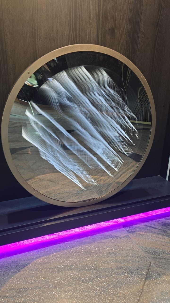 CLAUDIA M - LUCIS III