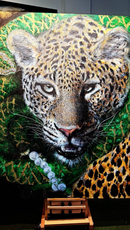 YUAN HENRY - Leopard with Snake