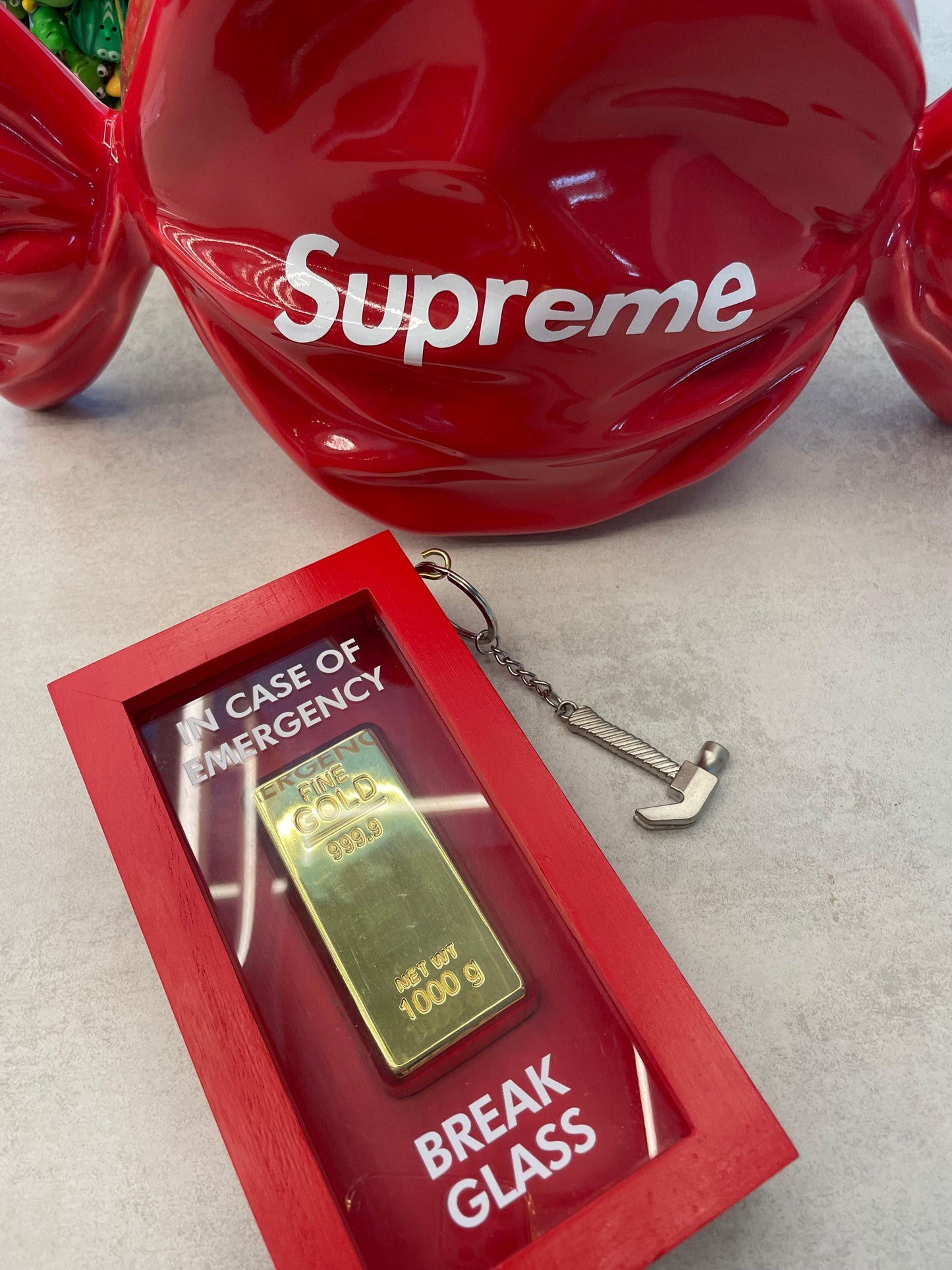SASHIRY - In case of emergency, gold