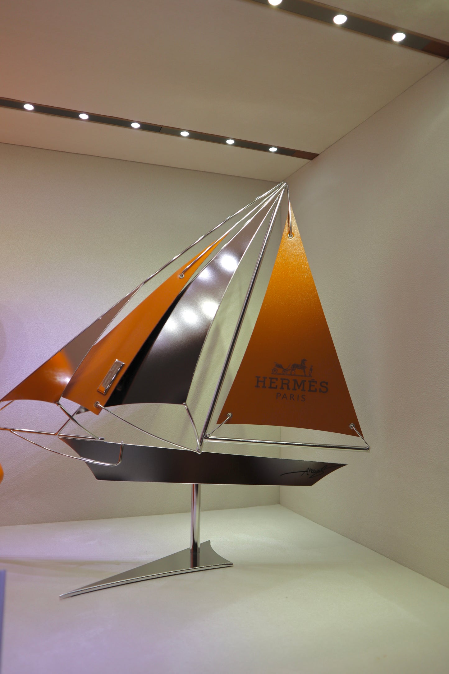 ARCANIS - 40cm H Tribute Sailing Boat