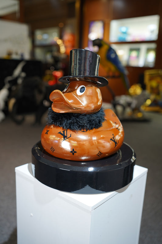 LORENZO - Brown Duck LV Tribute