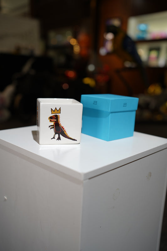 LIGNE BLANCHE - JM Basquiat Gold Dragon Candle