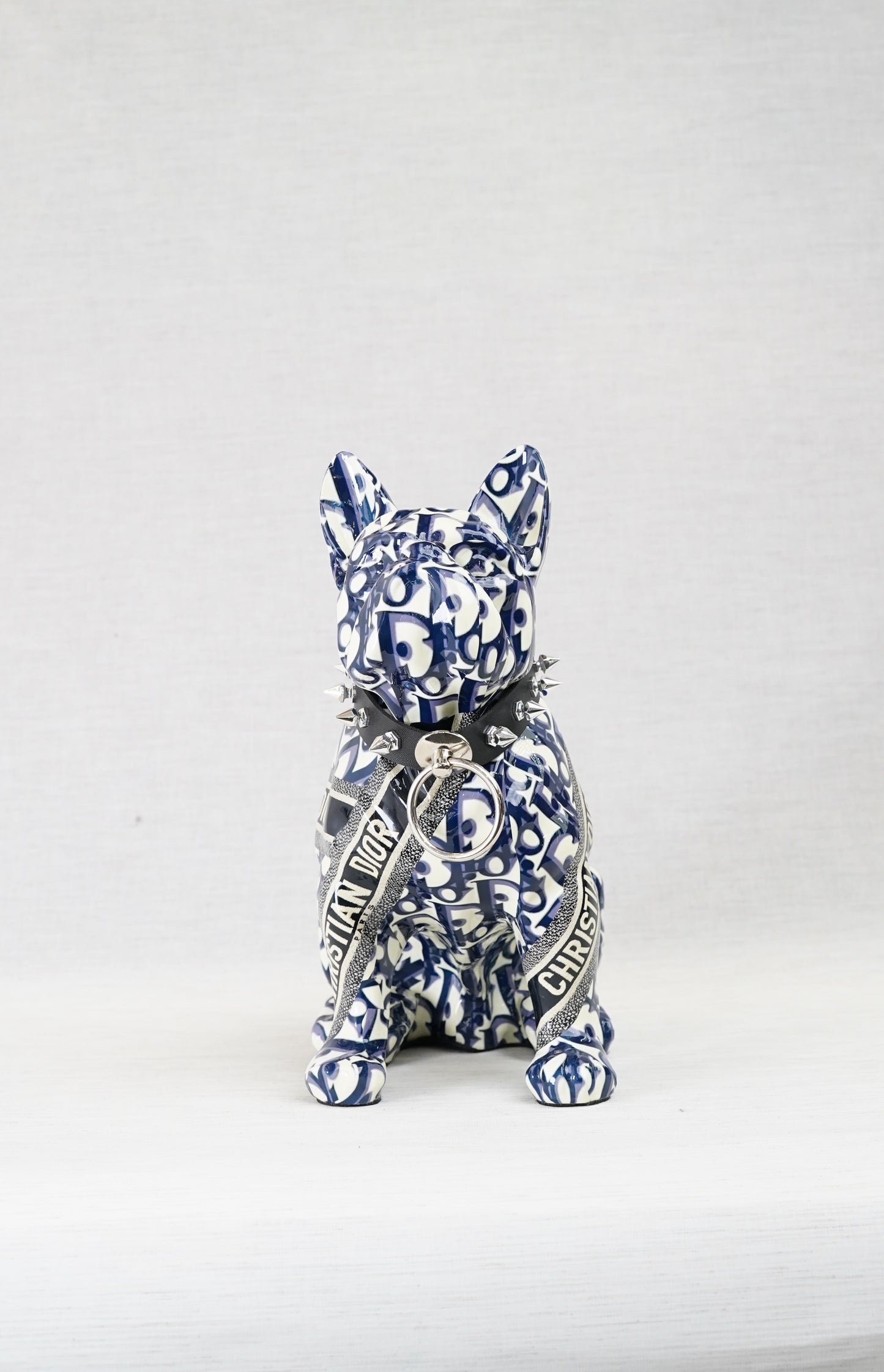 NAOR - 30cm CD Tribute Bulldog