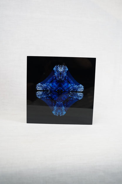 WINNIE D - Diamond Eiffel Tower, Blue2 Light Box