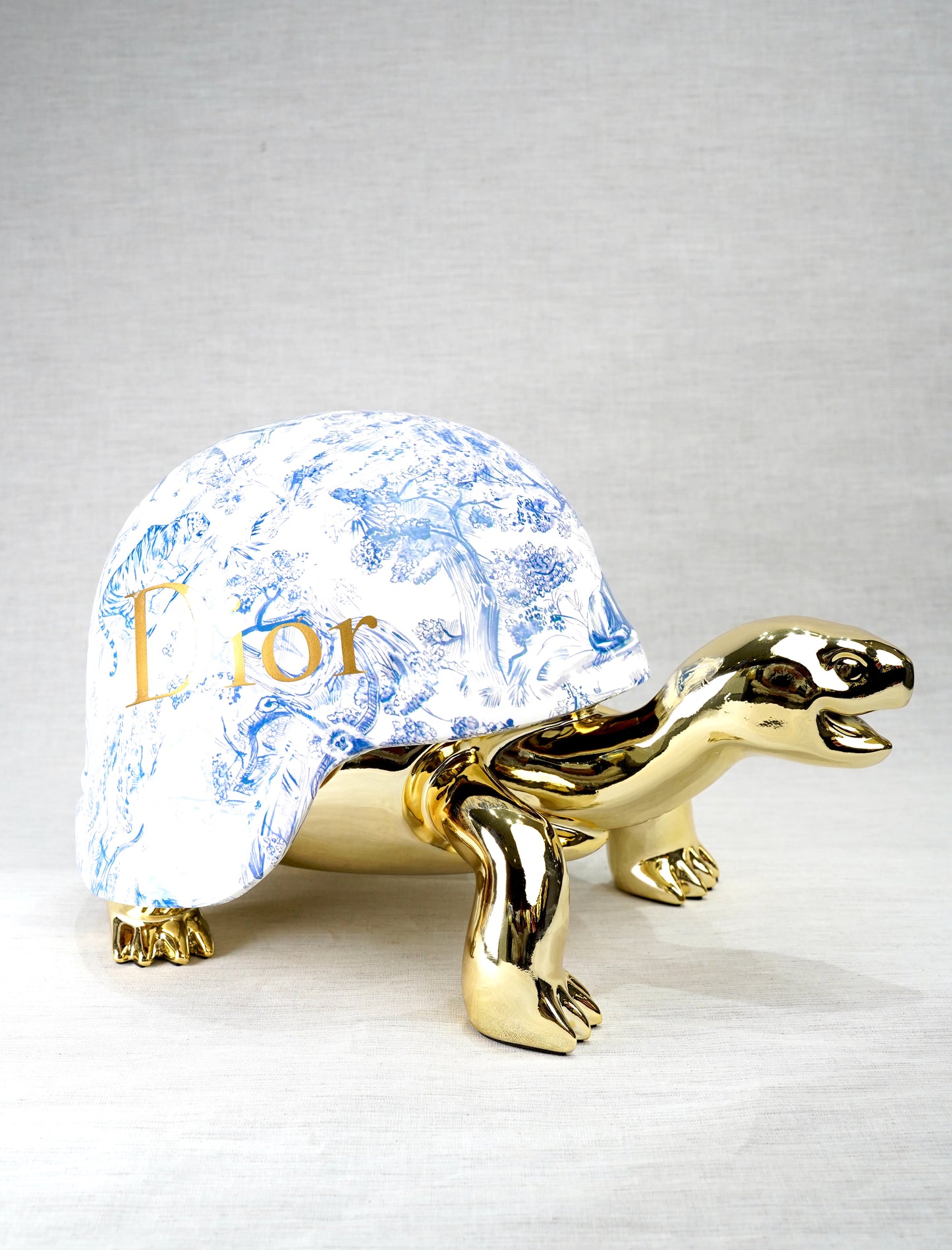 NAOR - 40cm Gold CD Tribute, Chromed Turtle