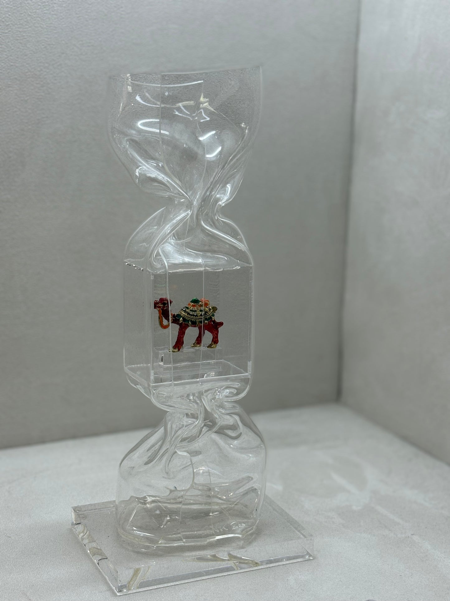 LAURENCE JENKELL - Small Camel Candy