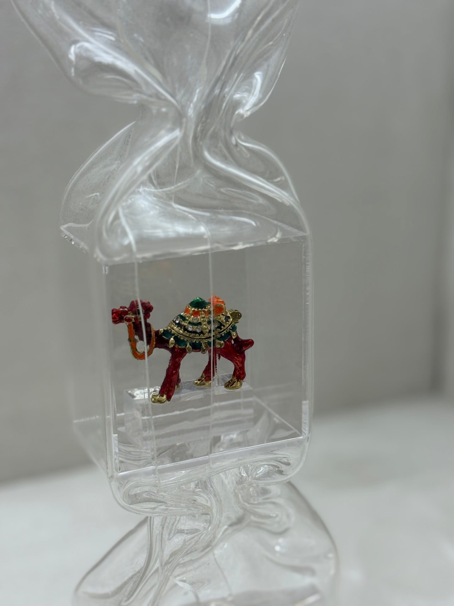 LAURENCE JENKELL - Small Camel Candy