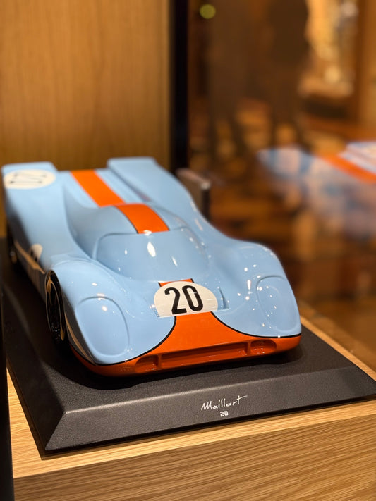 LAURENT M - Porsche 917, Blue & Red