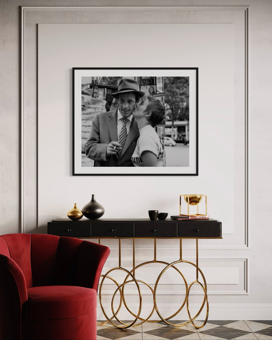 RAYMOND C. - "Le Baiser" Jean Paul Belmondo & Jean Seberg, Champs Elysées Paris 1959