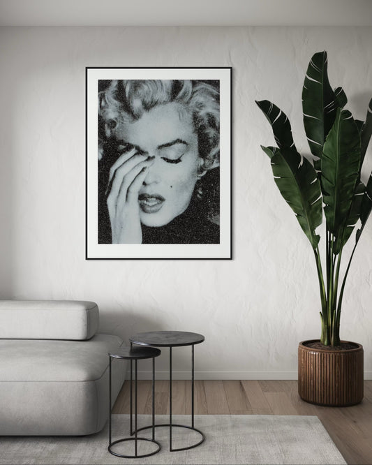 RUSSELL Y - Marilyn Crying 2023