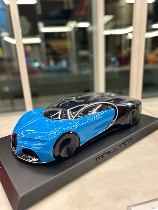 LAURENT M - Bugatti Chiron, Black & Blue