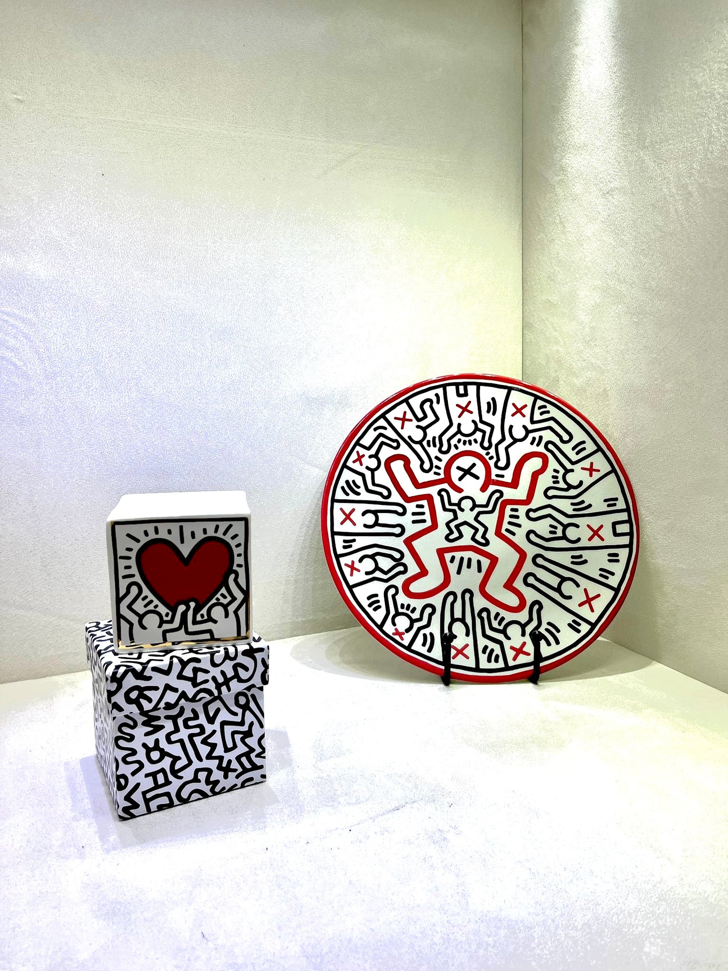 LIGNE BLANCHE - Keith Haring Square Running Heart Candle