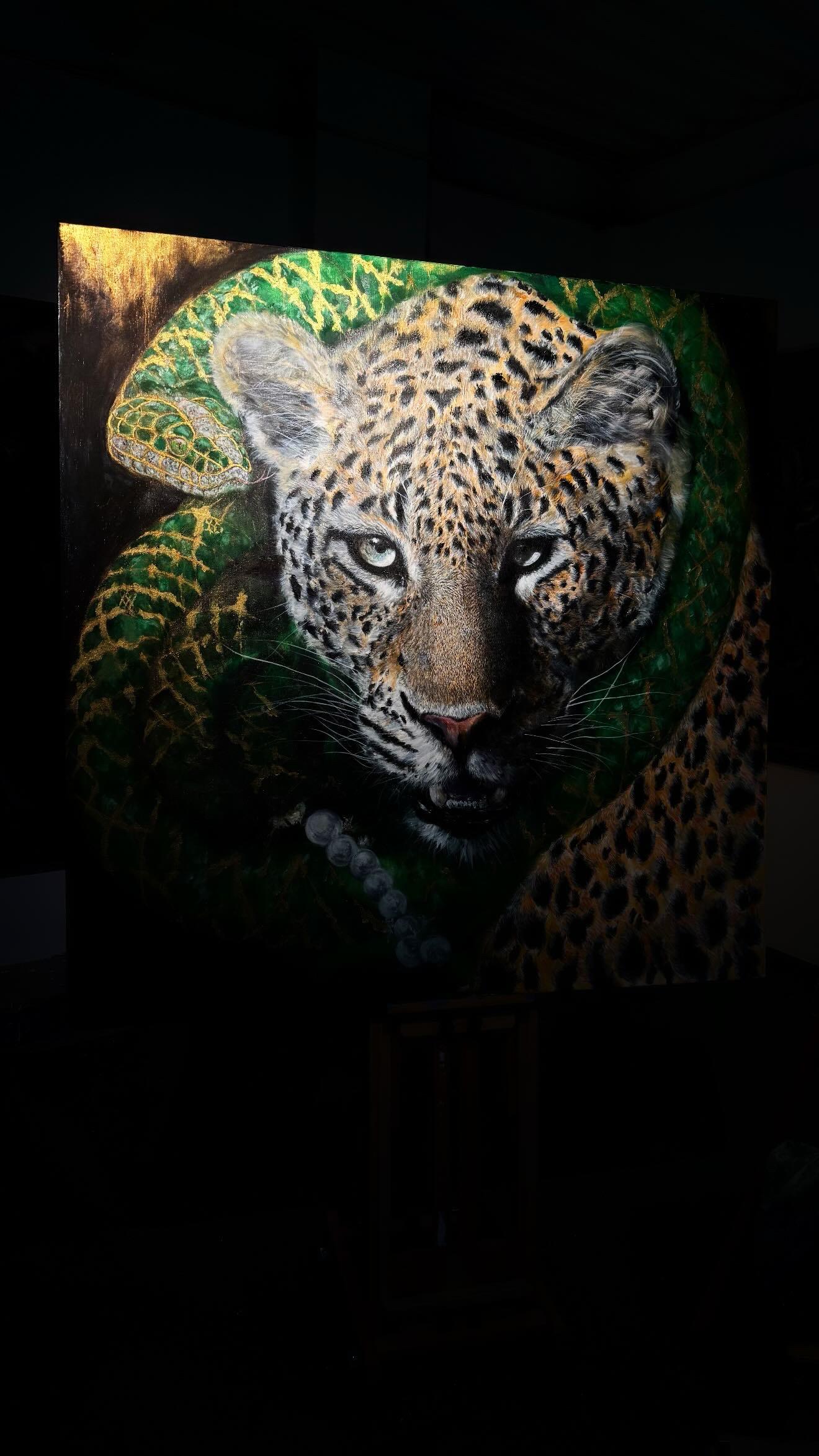 YUAN HENRY - Leopard with Snake