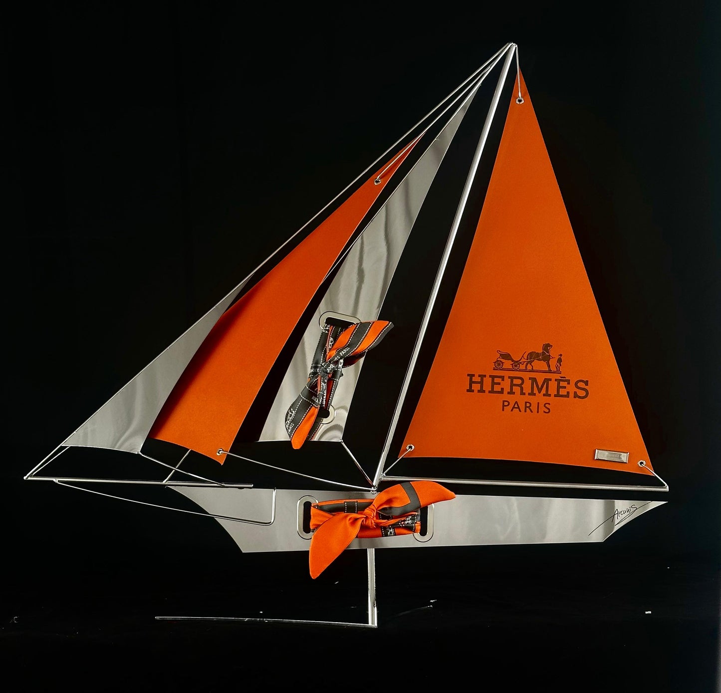 ARCANIS - 55cm Bow H Tribute Sailing Boat