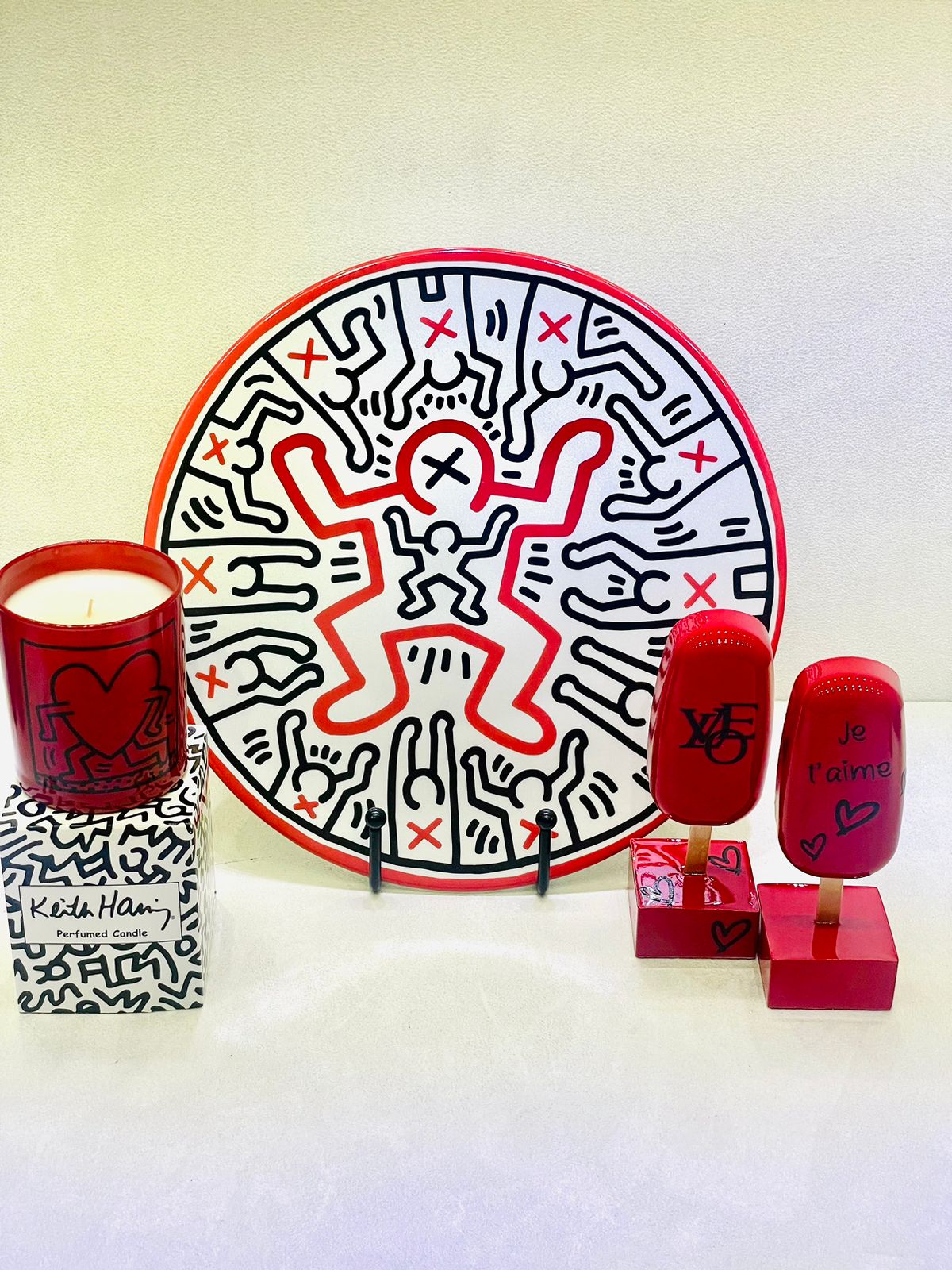 LIGNE BLANCHE - Keith Haring Red Running Heart Candle